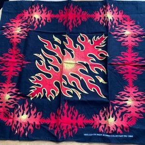 Color fast black red bandana new made in China